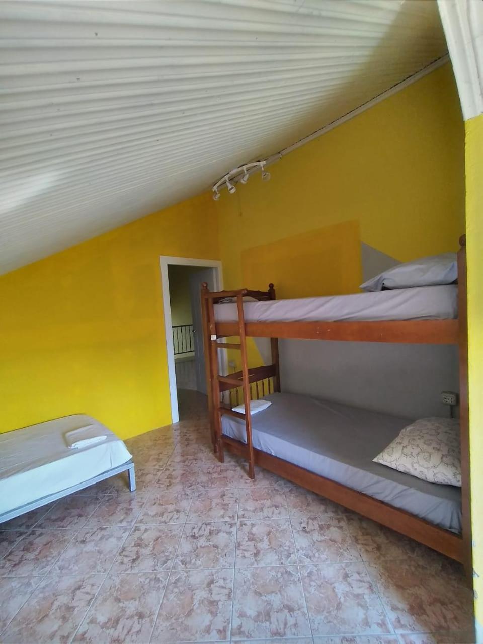 Our Way Guest House & Hostel Shkodër Rum bild