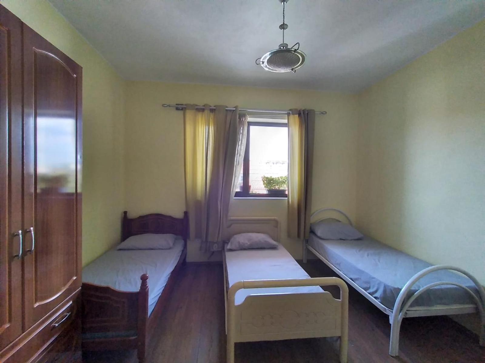Our Way Guest House & Hostel Shkodër Rum bild