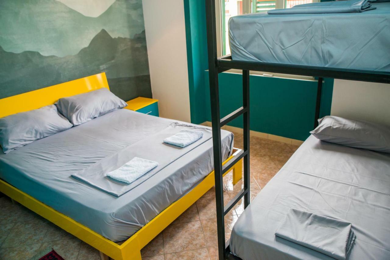Our Way Guest House & Hostel Shkodër Exteriör bild