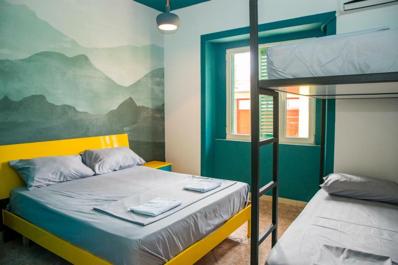 Our Way Guest House & Hostel Shkodër Exteriör bild
