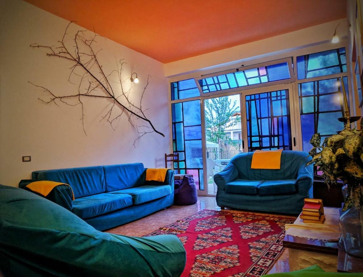 Our Way Guest House & Hostel Shkodër Exteriör bild